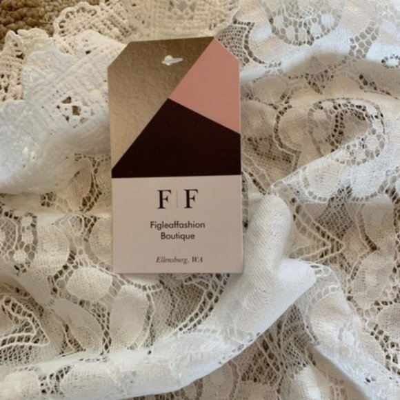 Bohemian White Lace Long Sleeve Blouse - Picture 4 of 4